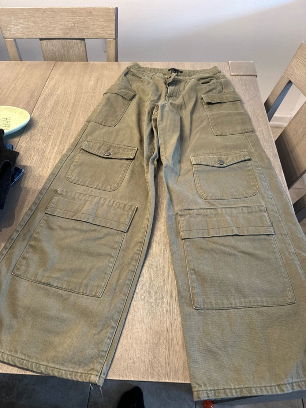 Utility Wide-Leg Cargo Pants in Olive